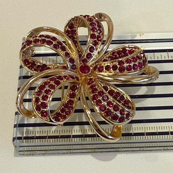 Monet Jewelry - Monet Gold and Red Floral Brooch